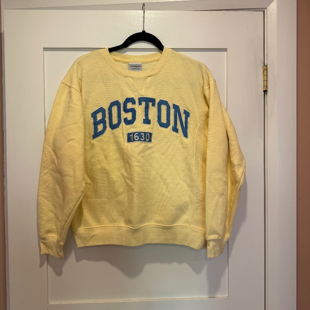 Fisherman’s Daughter aesthetic Boston sweatshirt butter yellow cornflower blue